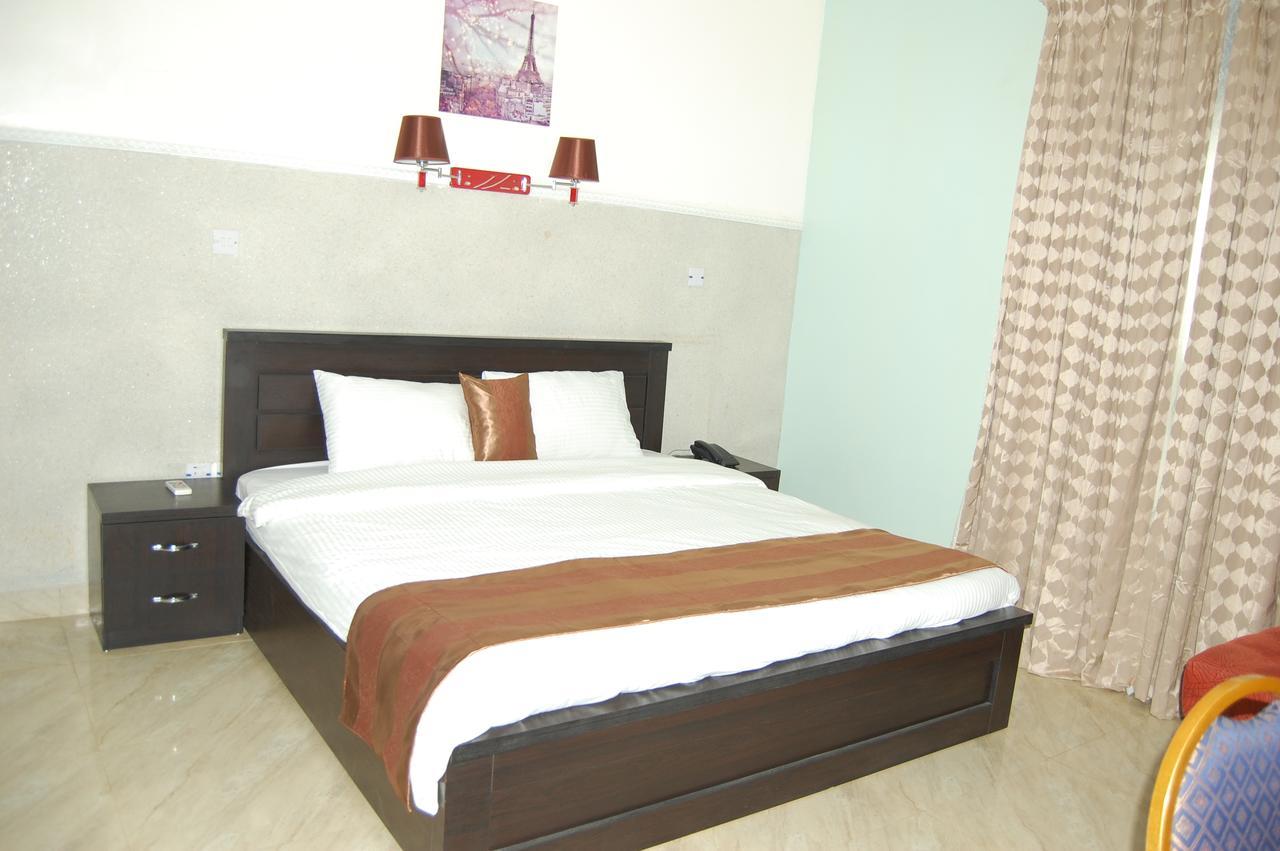 Grand Capital Hotel Akure Exteriér fotografie