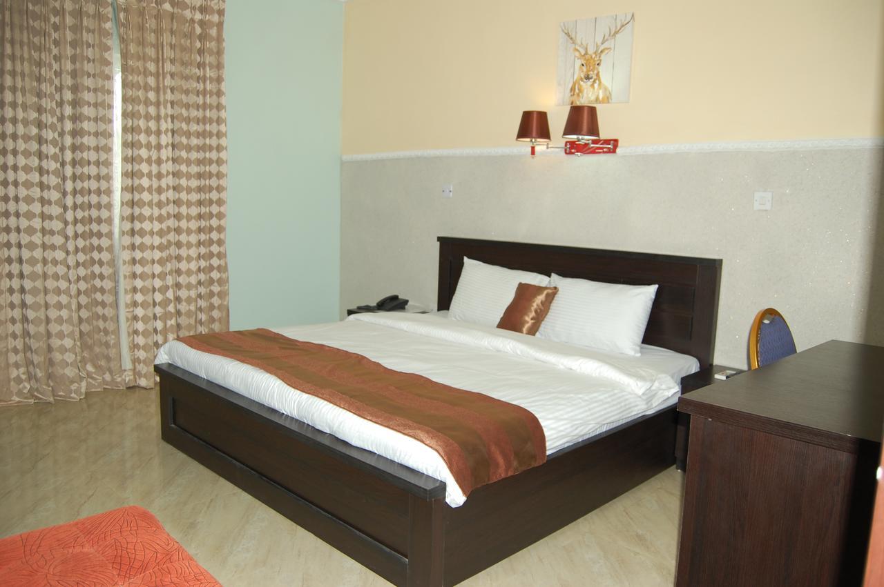 Grand Capital Hotel Akure Exteriér fotografie
