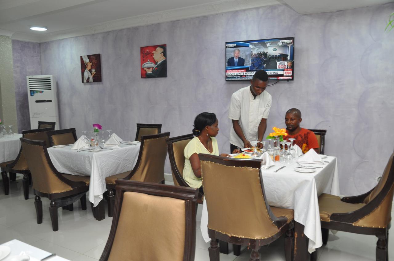 Grand Capital Hotel Akure Exteriér fotografie