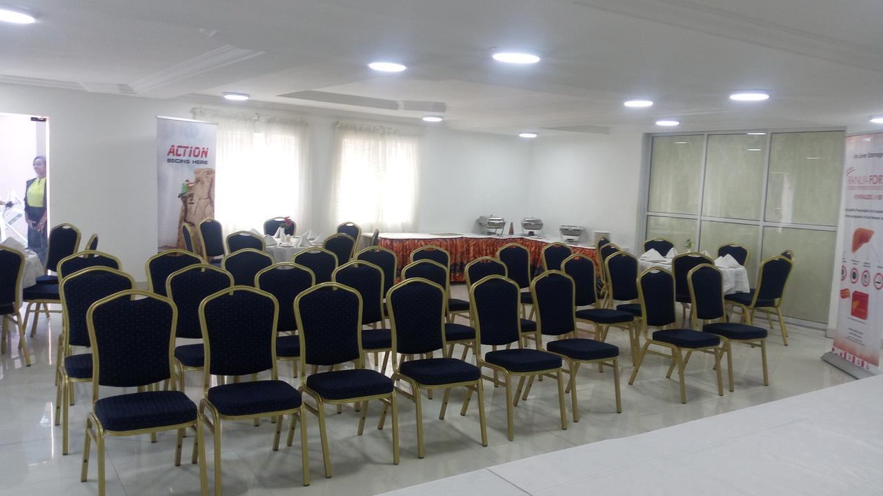Grand Capital Hotel Akure Exteriér fotografie