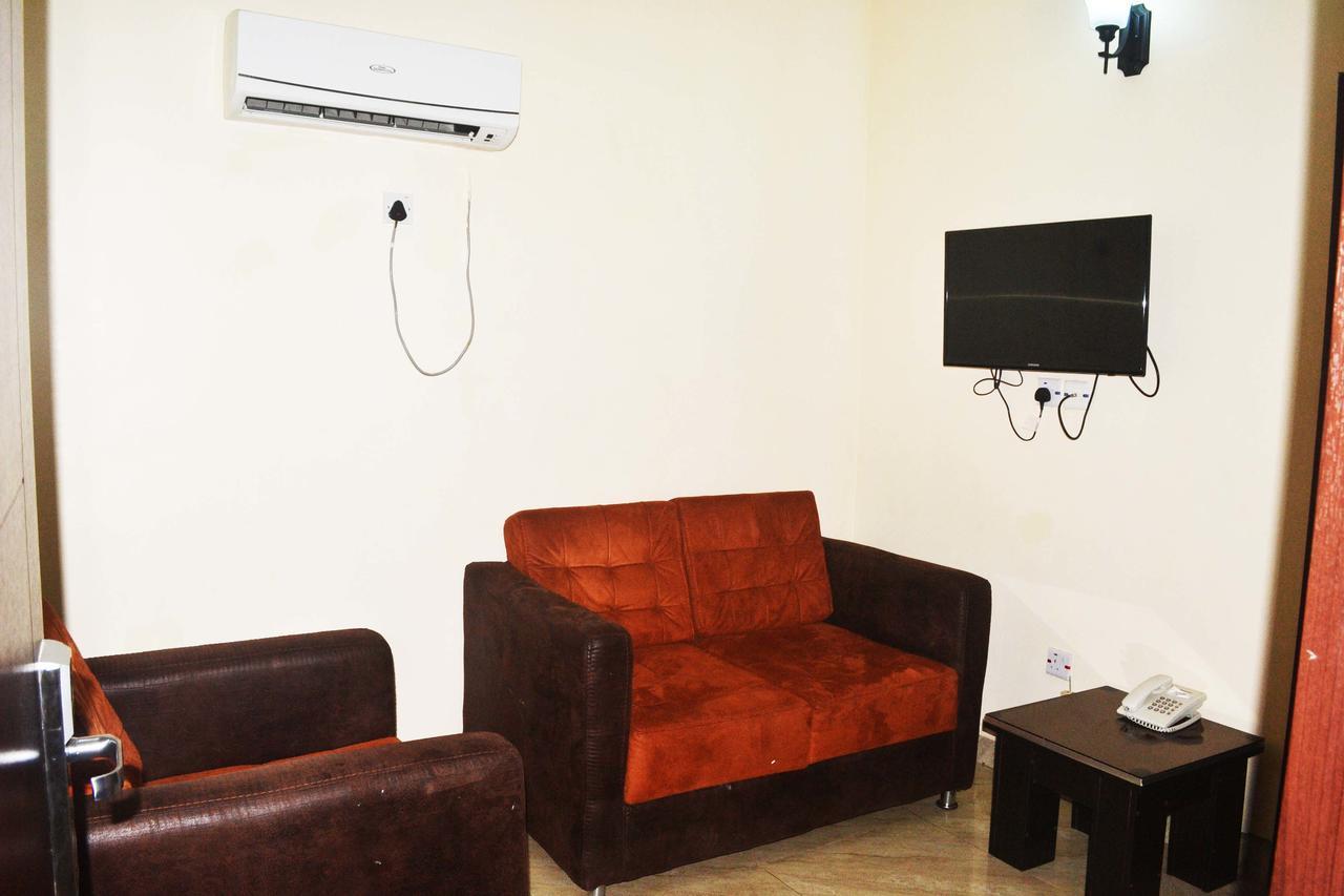 Grand Capital Hotel Akure Exteriér fotografie