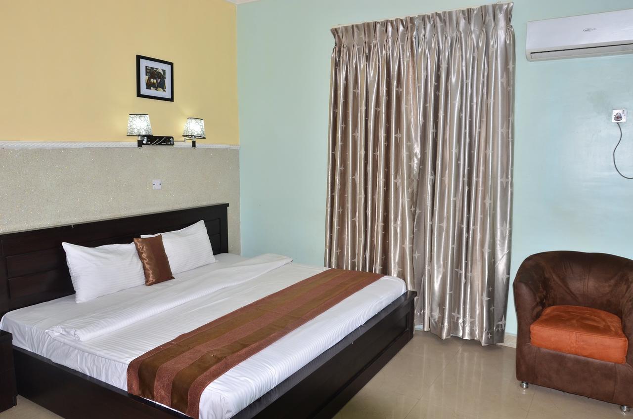 Grand Capital Hotel Akure Exteriér fotografie