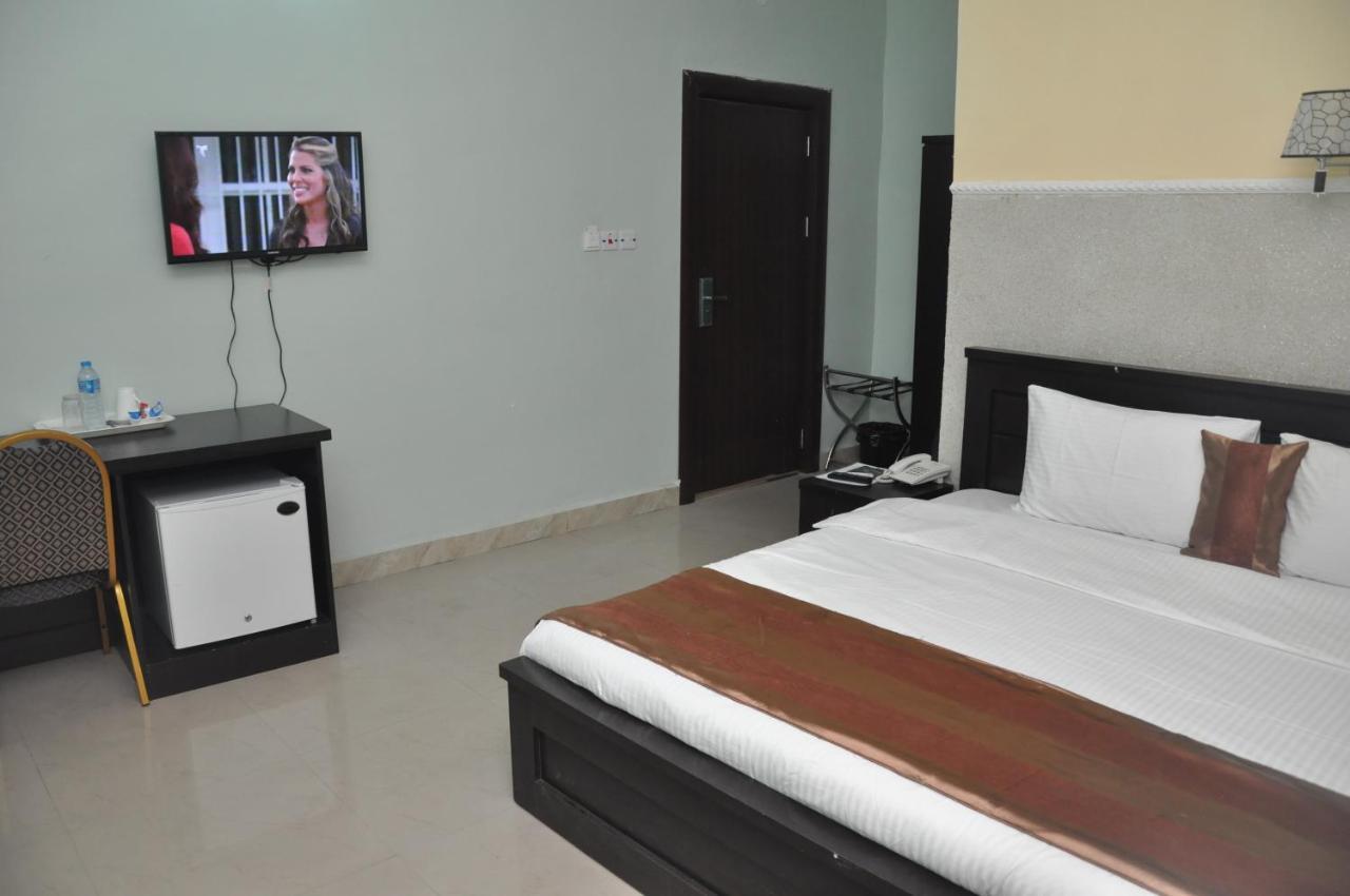 Grand Capital Hotel Akure Exteriér fotografie